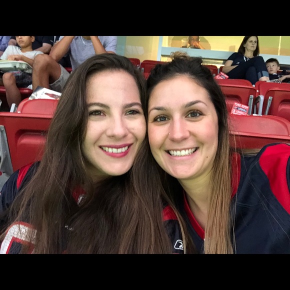 ✨Michelle✨ - Picture 2 of 11